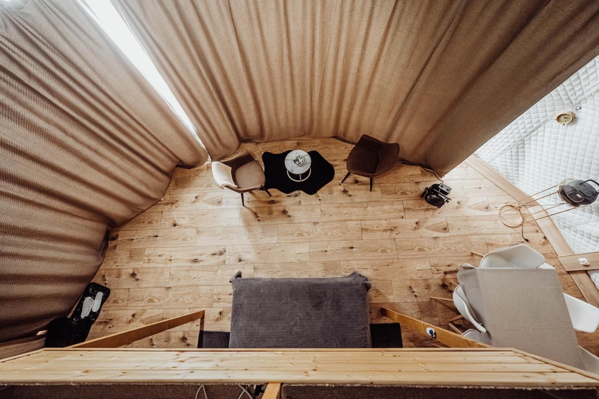 Karkonoski Glamping Lomnica  Exterior photo